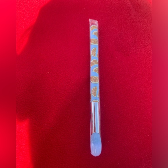 SLMissGlam Orange/Blue Bling Concealer Fluffy - Picture 3 of 3